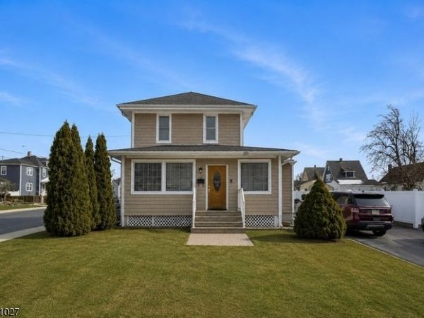 54 E Pennsylvania Ave, Woodbridge, NJ 07001