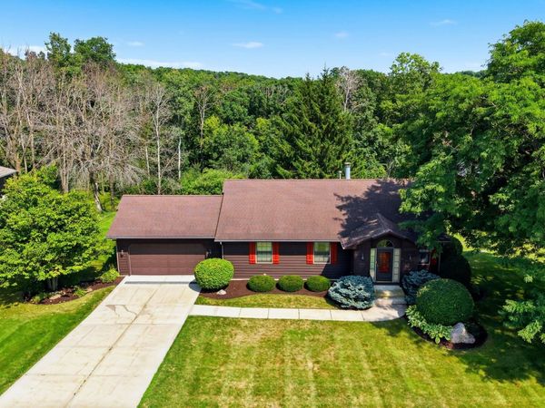 7975 Stagecoach Road, Cross Plains, WI 53528