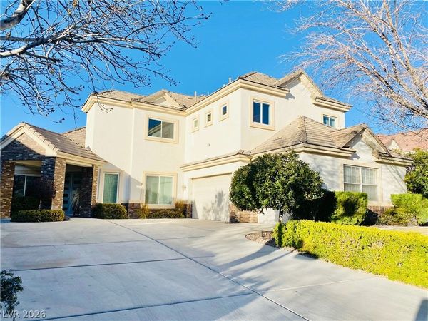 9800 Camden Hills Avenue , Las Vegas, NV 89145