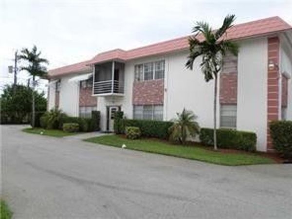 3550 NW 8TH Avenue, Unit 507, Pompano Beach, FL 33064