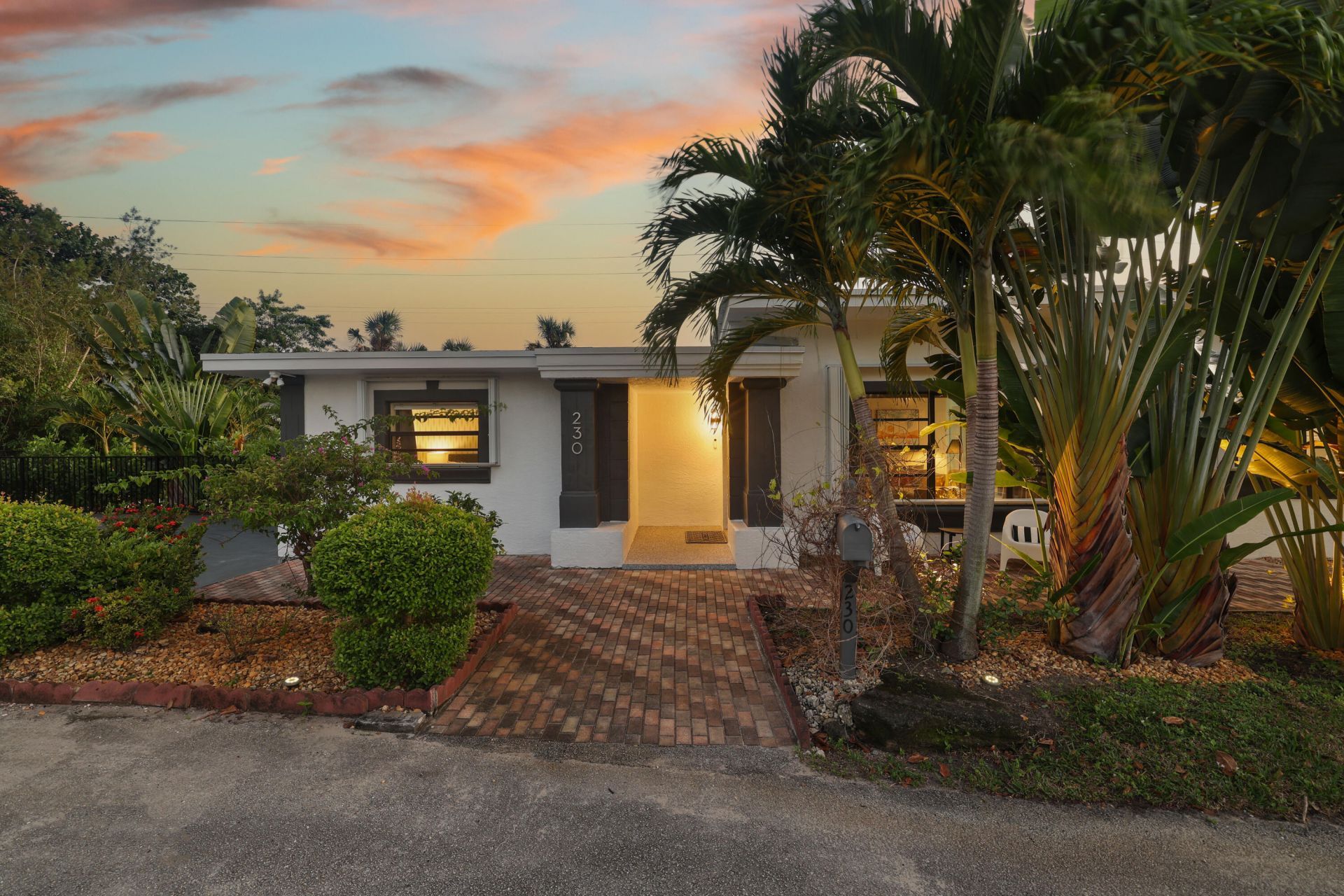 230 Seacrest Lane, Delray Beach, FL 33444 Photo