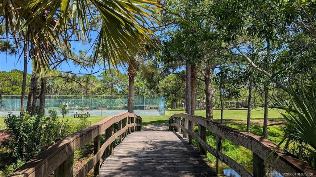 366 NE Ficus Terrace, Jensen Beach, FL 34957 Photo