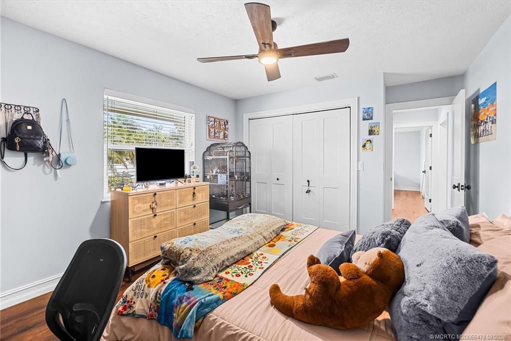 366 NE Ficus Terrace, Jensen Beach, FL 34957 Photo