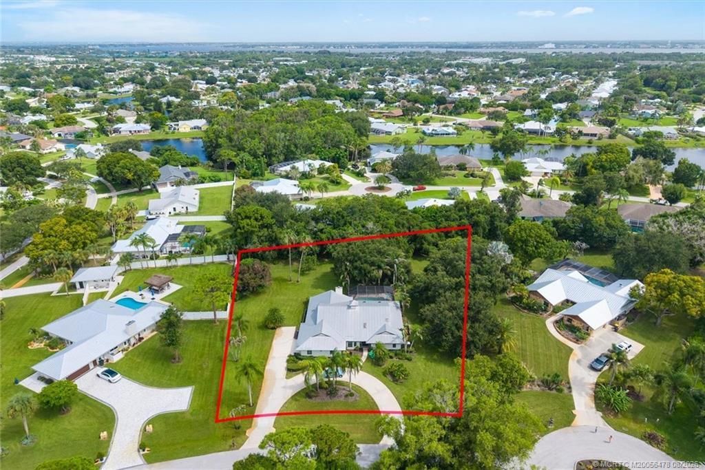 366 NE Ficus Terrace, Jensen Beach, FL 34957 Photo