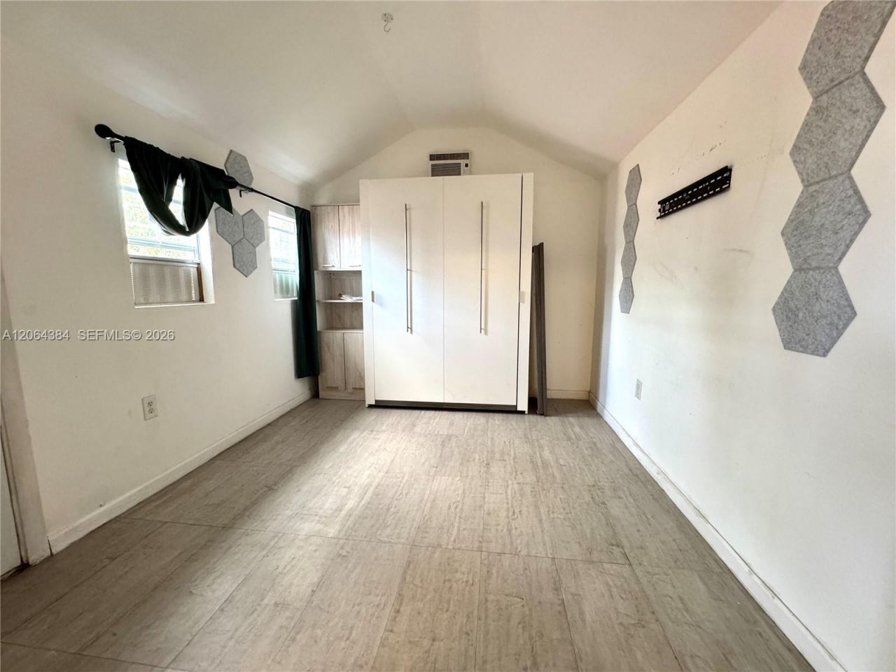 2950 NW 210th Ter, Miami Gardens, FL 33056 Photo