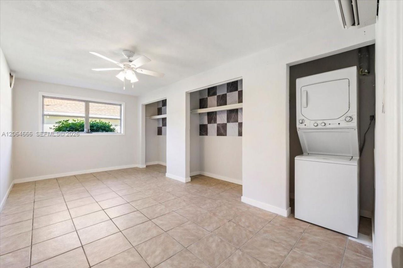 681/683 95th Ave N , Naples, FL 34108 Photo