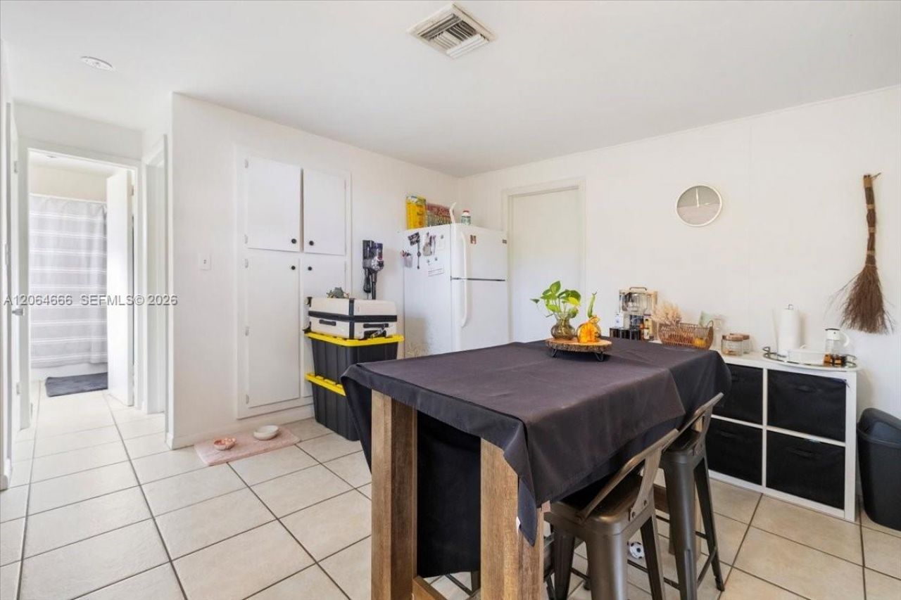 681/683 95th Ave N , Naples, FL 34108 Photo