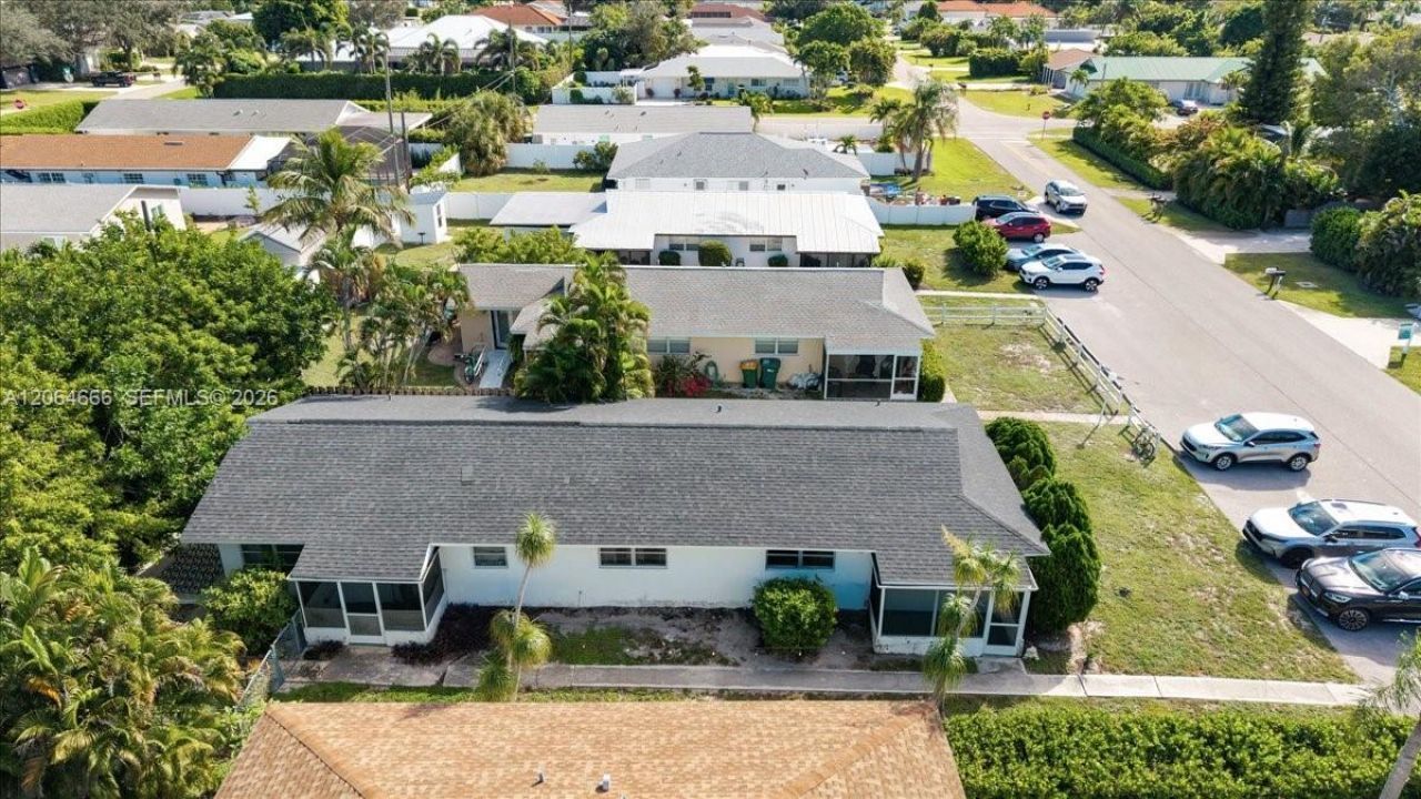 681/683 95th Ave N , Naples, FL 34108 Photo
