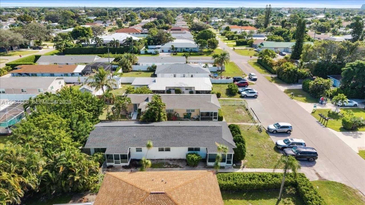 681/683 95th Ave N , Naples, FL 34108 Photo
