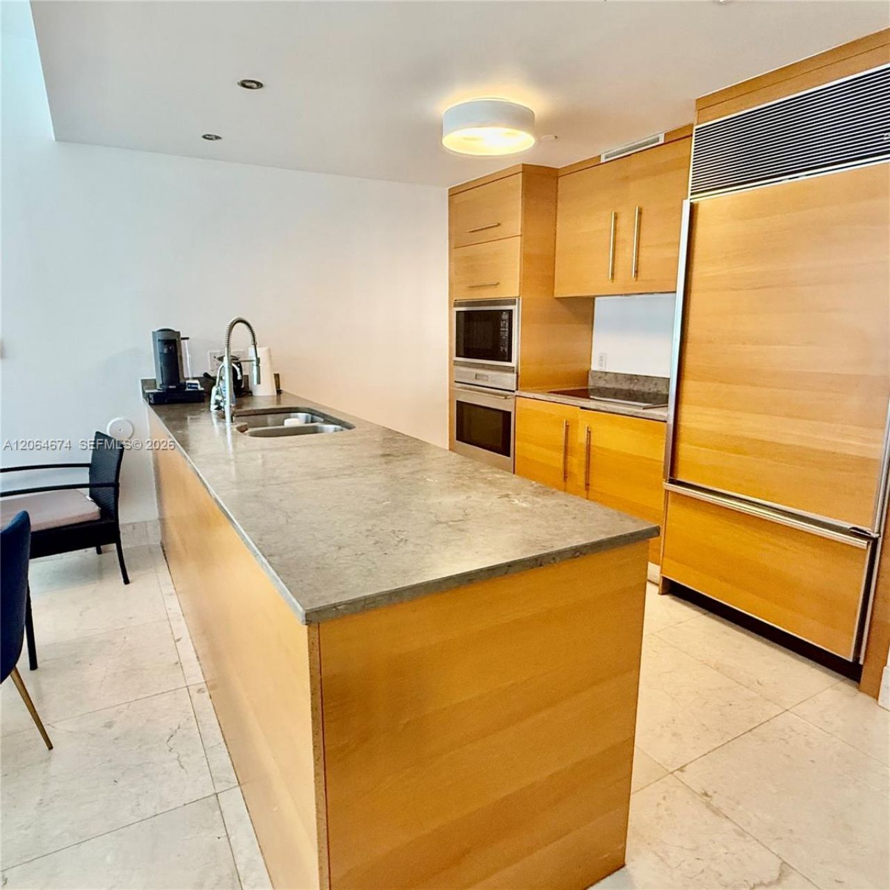 475 Brickell Ave , Unit 1609, Miami, FL 33131 Photo