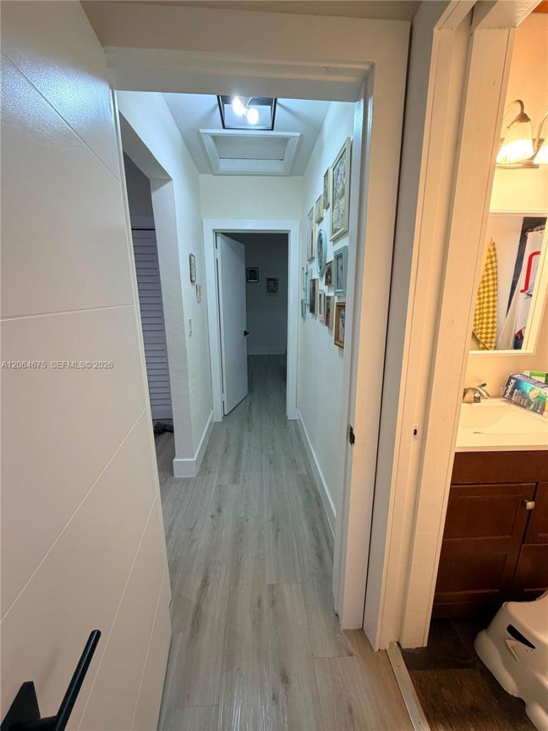 1525 SW 19th Ter, Miami, FL 33145 Photo