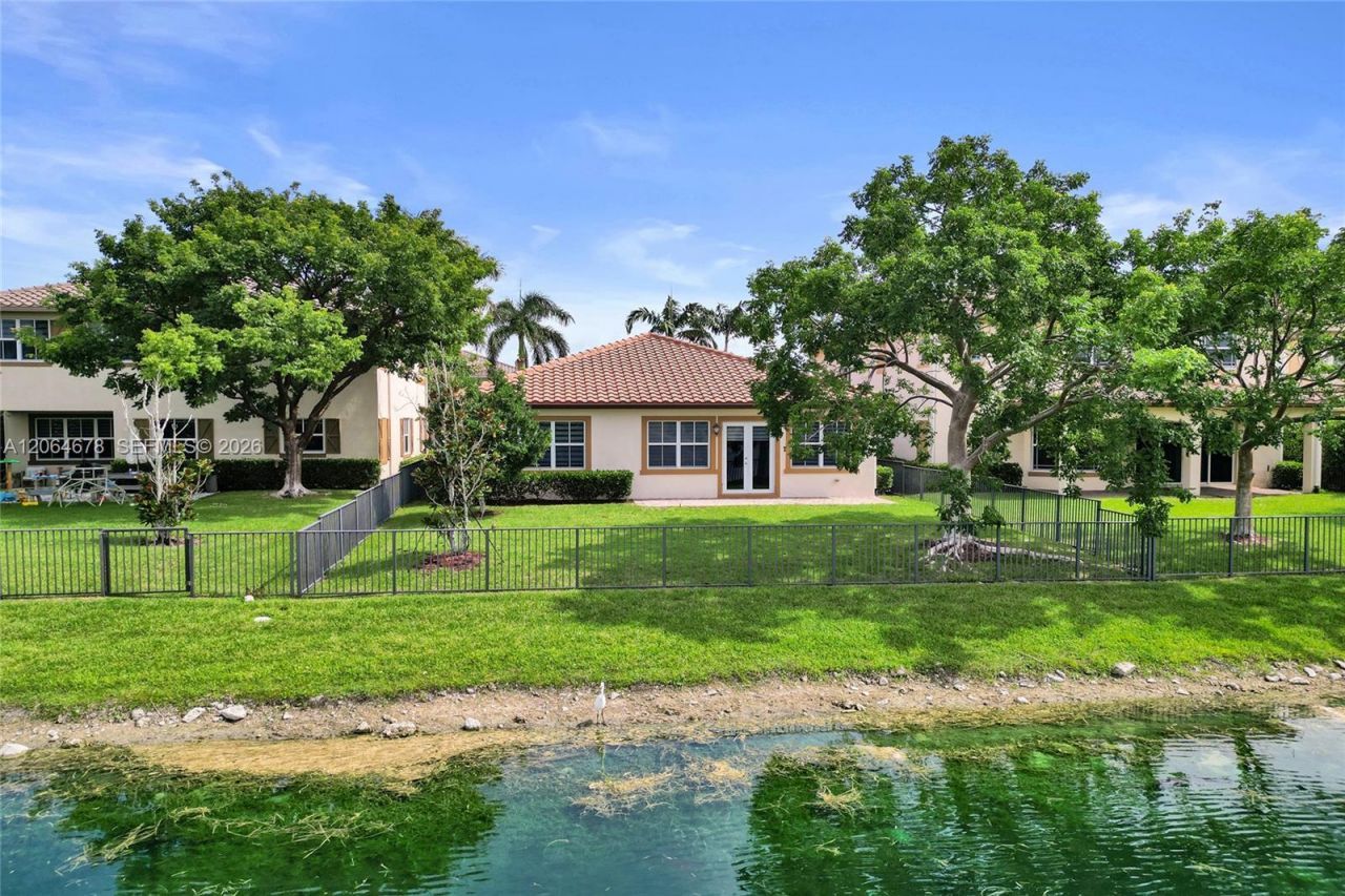 10340 Lake Vista Ct, Parkland, FL 33076 Photo