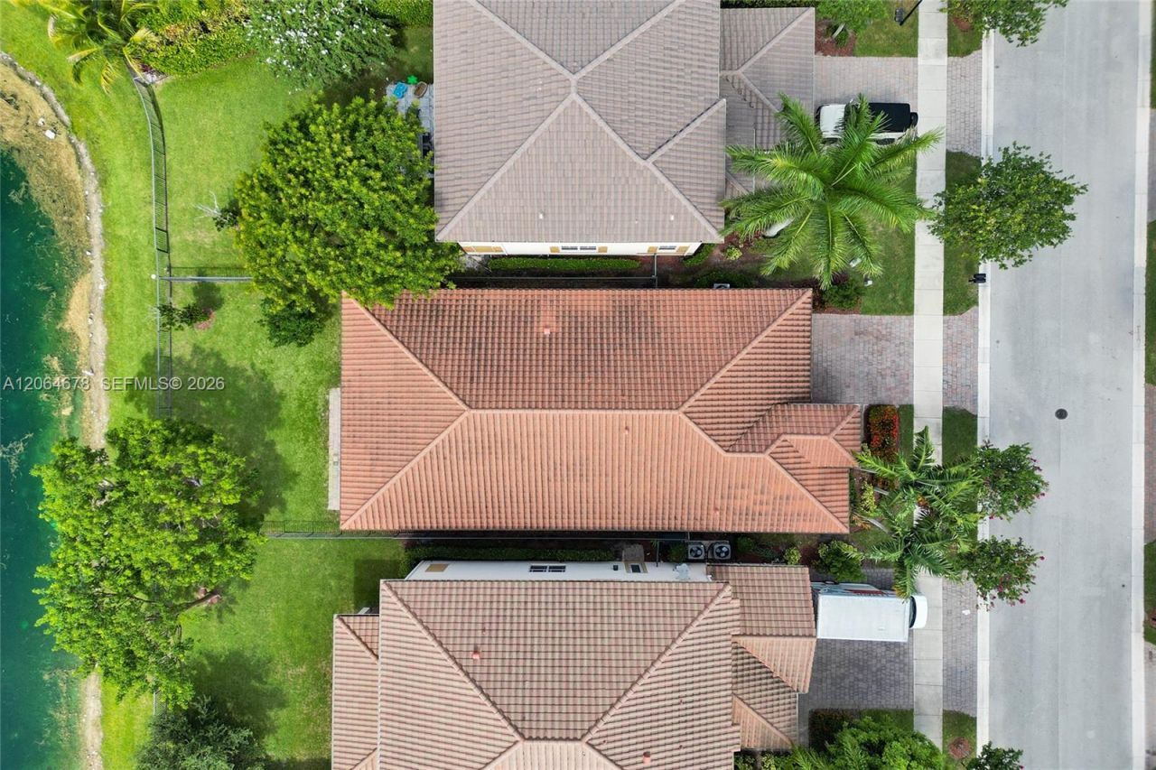 10340 Lake Vista Ct, Parkland, FL 33076 Photo