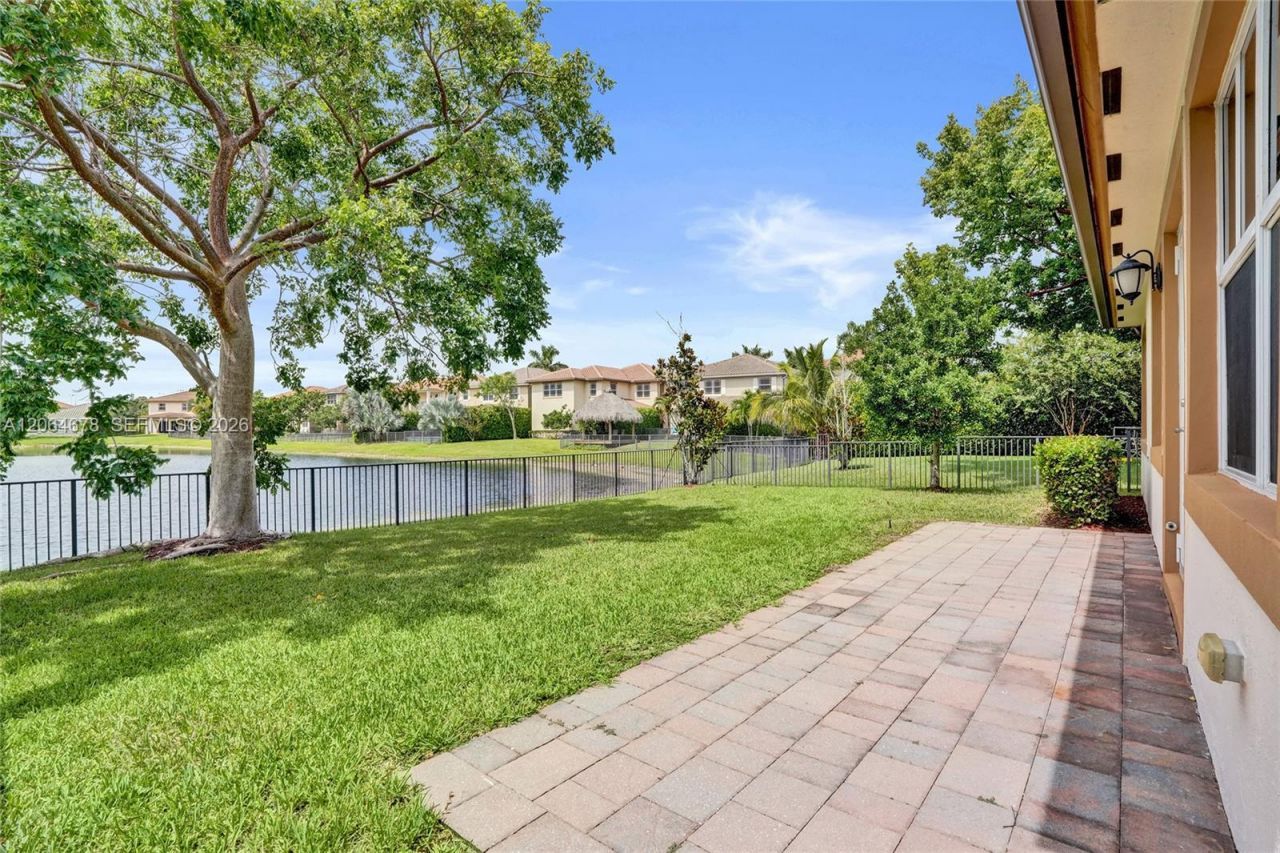 10340 Lake Vista Ct, Parkland, FL 33076 Photo