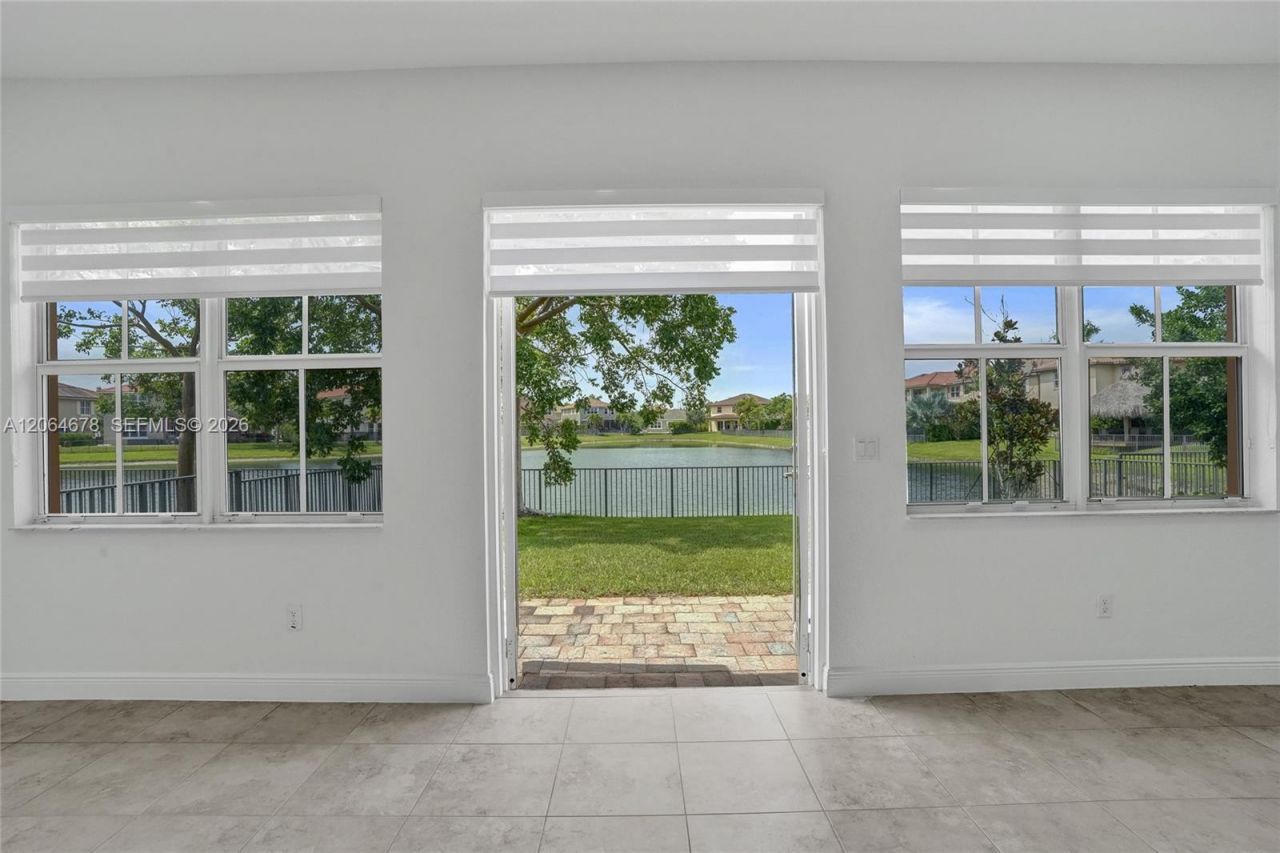 10340 Lake Vista Ct, Parkland, FL 33076 Photo