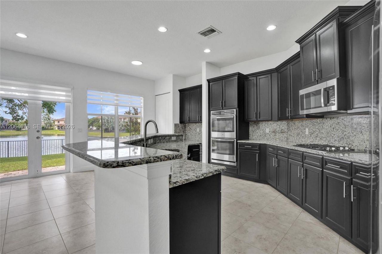 10340 Lake Vista Ct, Parkland, FL 33076 Photo