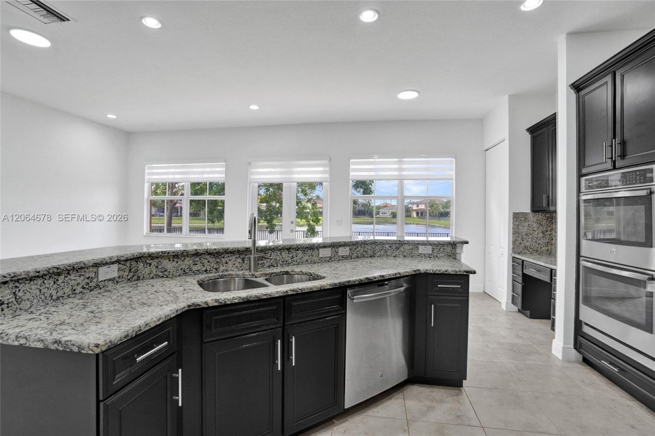 10340 Lake Vista Ct, Parkland, FL 33076 Photo