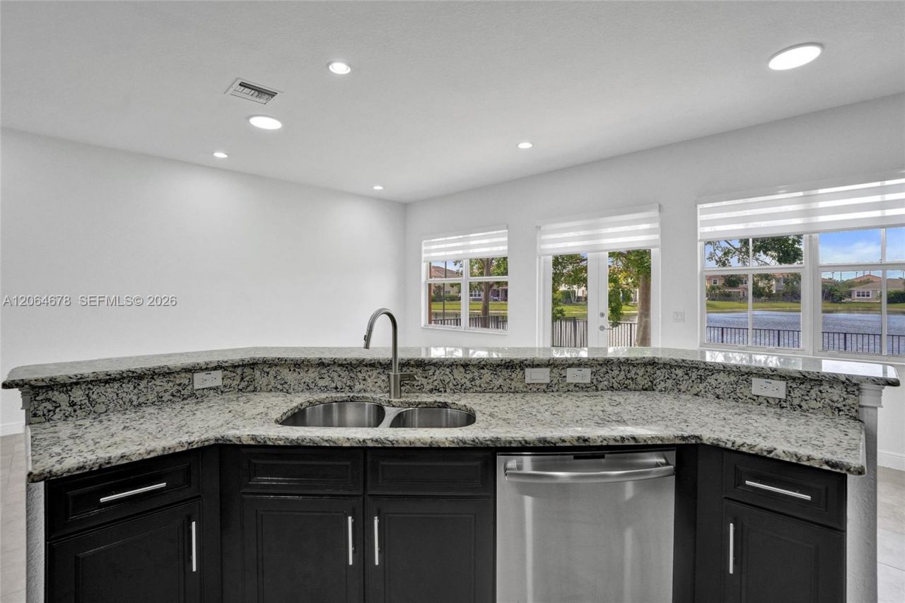 10340 Lake Vista Ct, Parkland, FL 33076 Photo