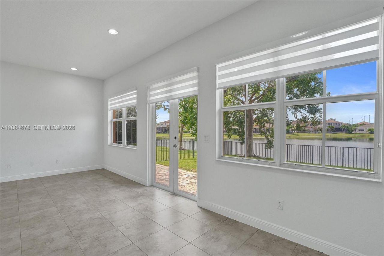 10340 Lake Vista Ct, Parkland, FL 33076 Photo