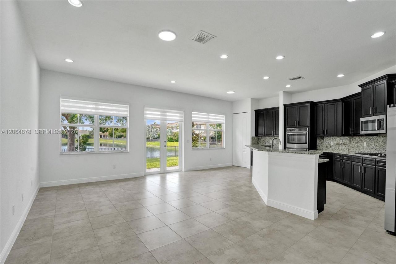 10340 Lake Vista Ct, Parkland, FL 33076 Photo