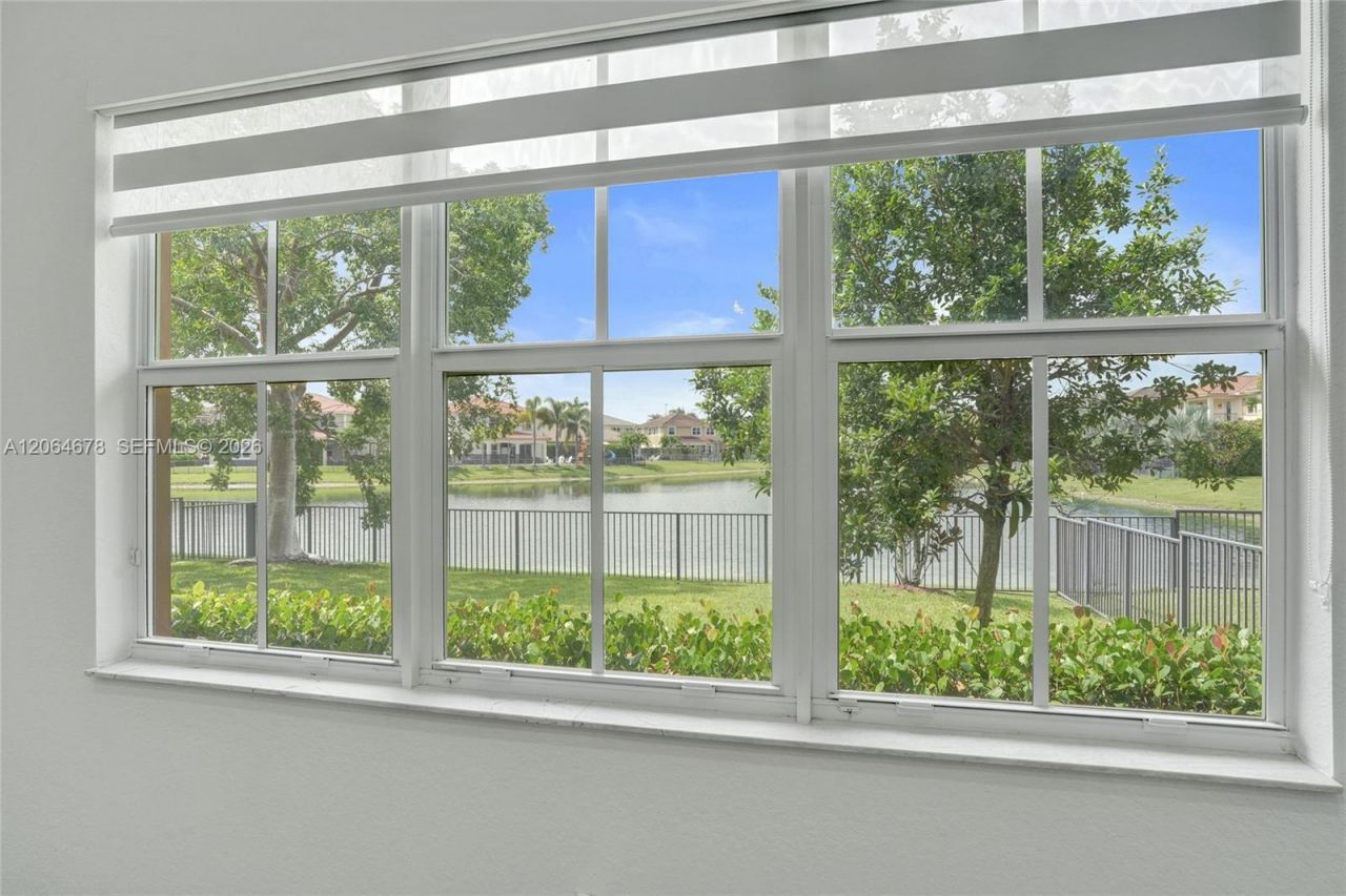 10340 Lake Vista Ct, Parkland, FL 33076 Photo