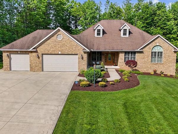 920 Marion Avenue Road North, Mansfield, OH 44903