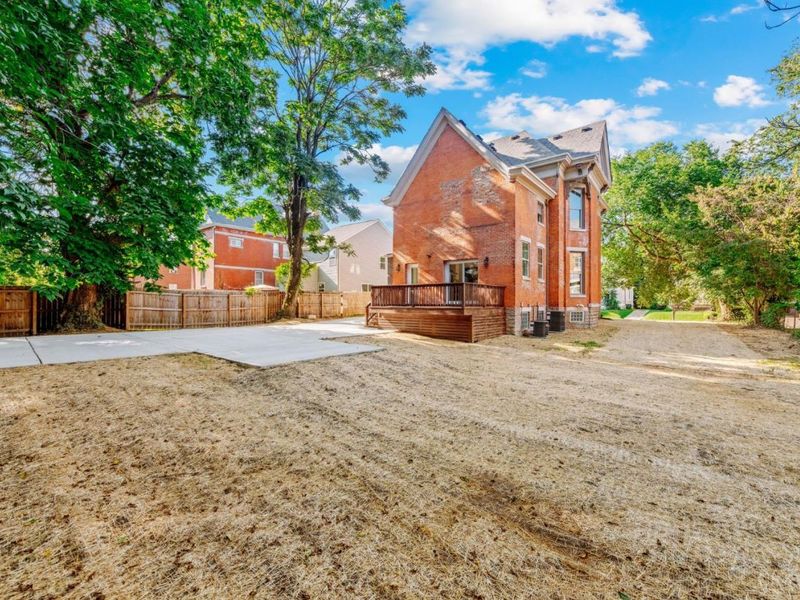 1815 Kinney Avenue, Cincinnati, OH 45207 Photo 48