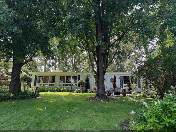 2073 S POINT COMFORT ROAD, Oshkosh, WI 54902