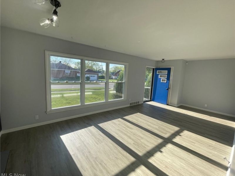 1683 Dennis Drive, Wickliffe, OH 44092 Photo 3