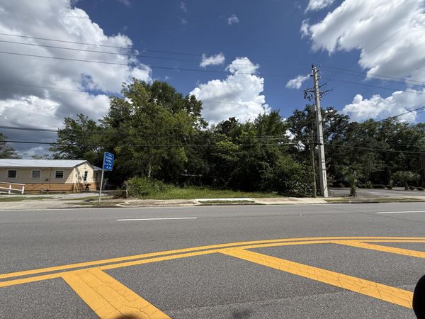 131 N Partin Drive, Niceville, FL 32578