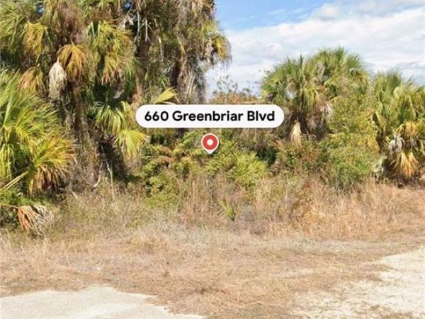 660 Greenbriar BLVD, LEHIGH ACRES, FL 33972