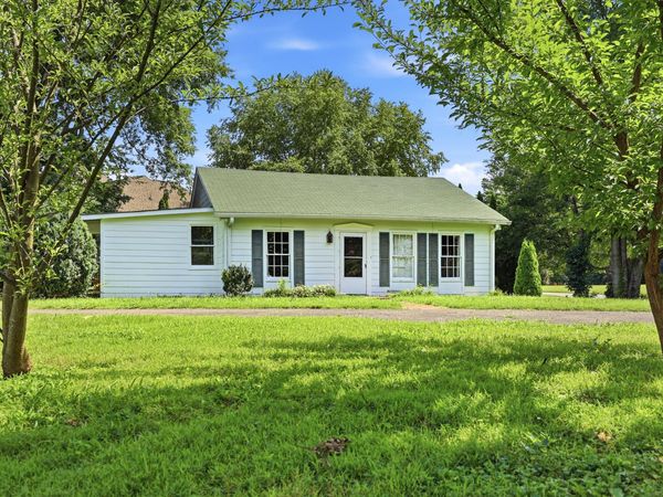 2037 Woodchase Close NE, Cleveland, TN 37311