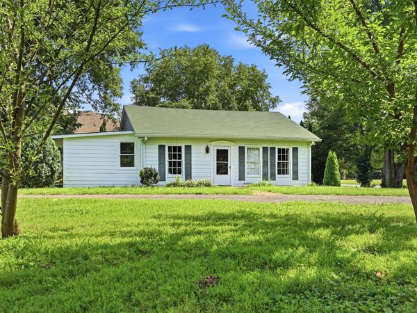 2037 Woodchase Close NE, Cleveland, TN 37311