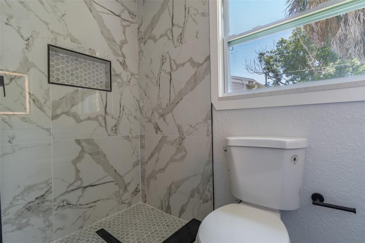 116 85th Avenue N, Saint Petersburg, FL 33702 Photo