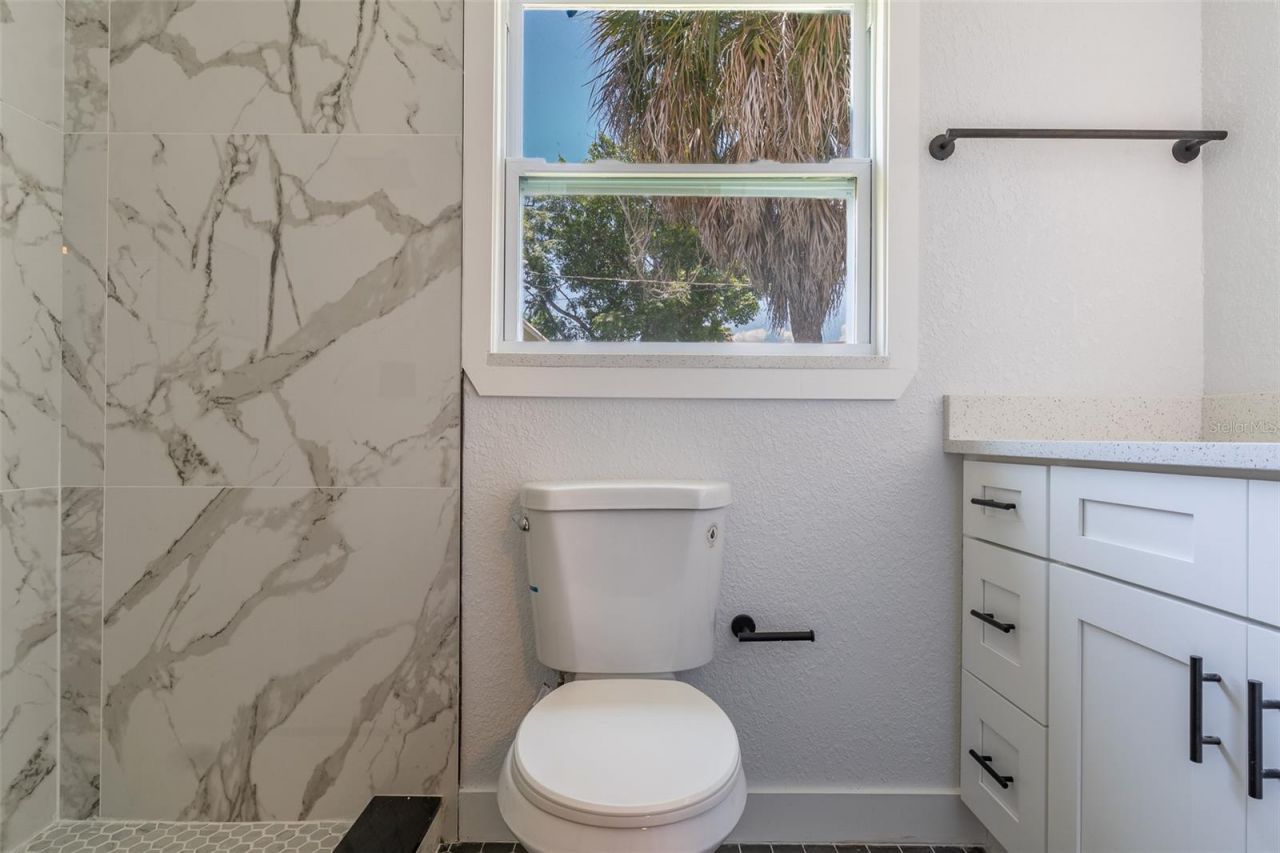 116 85th Avenue N, Saint Petersburg, FL 33702 Photo