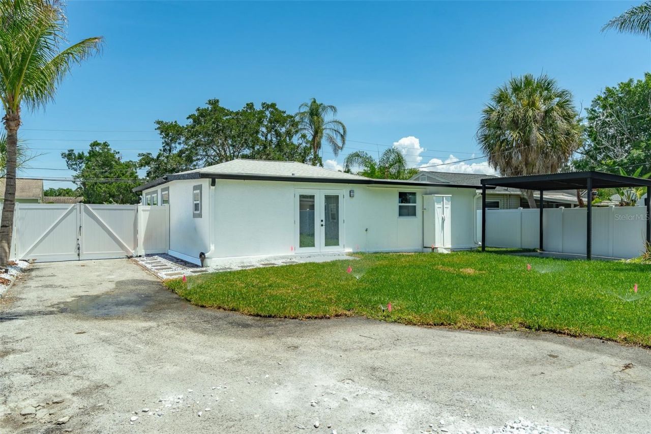 116 85th Avenue N, Saint Petersburg, FL 33702 Photo