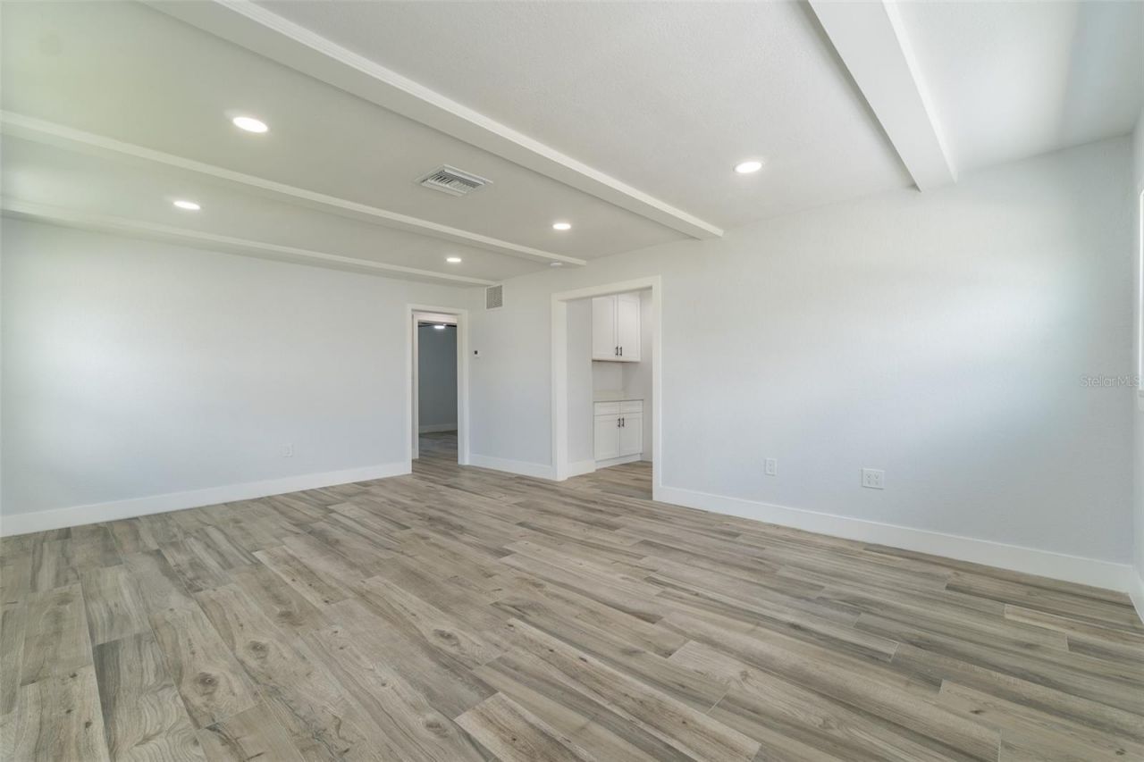 116 85th Avenue N, Saint Petersburg, FL 33702 Photo