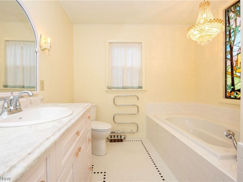 127 S Pleasant Street, Loudonville, OH 44842 Photo 10