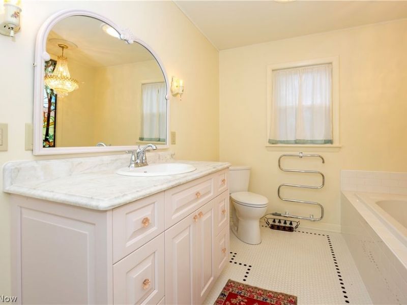 127 S Pleasant Street, Loudonville, OH 44842 Photo 9