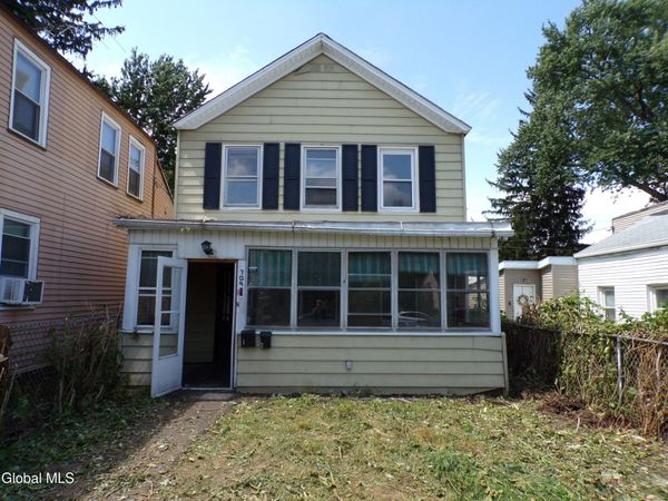 709 4th Avenue, Troy, NY 12182