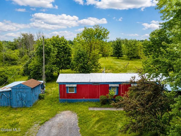719 S Green Road, Sprakers, NY 12166