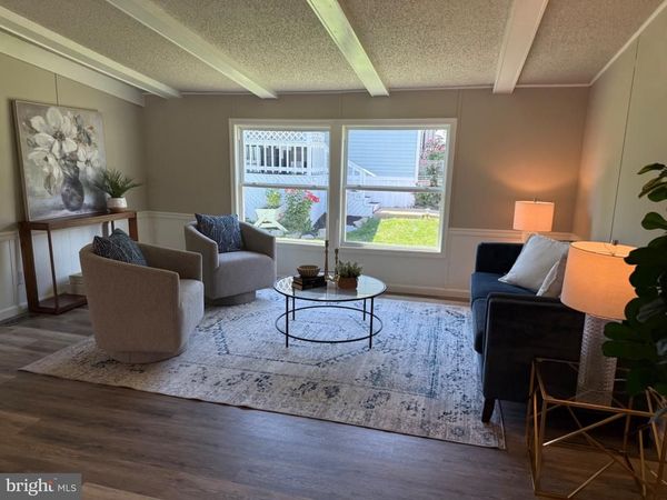 203 OAKFIELD COURT W, LANCASTER, PA 17603