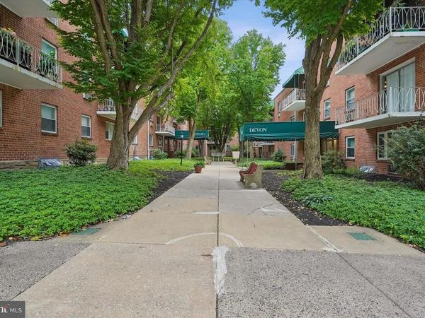 1600 CHURCH ROAD , Unit C-300, WYNCOTE, PA 19095