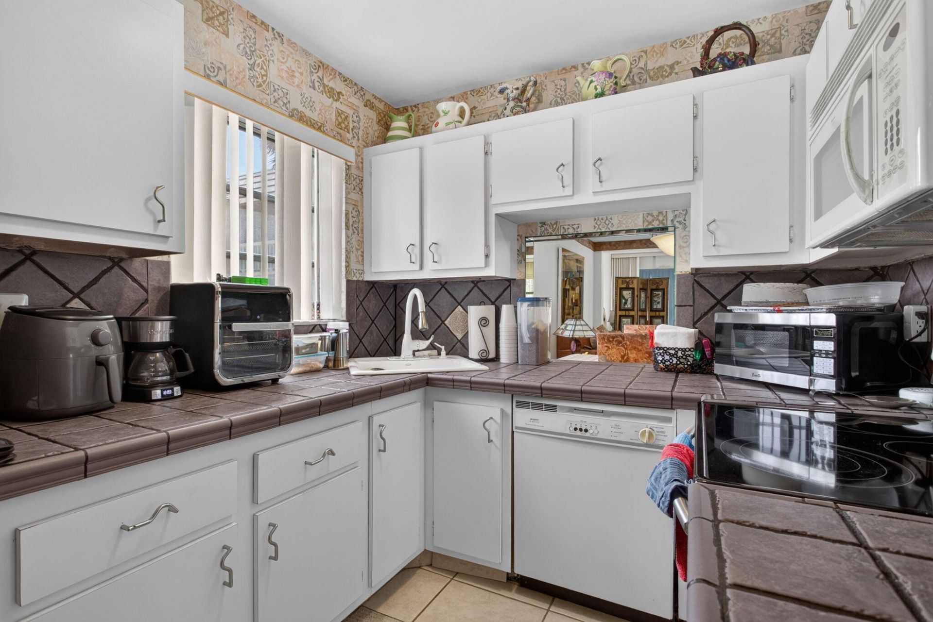 6350 NW 62nd Street, Unit 201, Tamarac, FL 33319 Photo