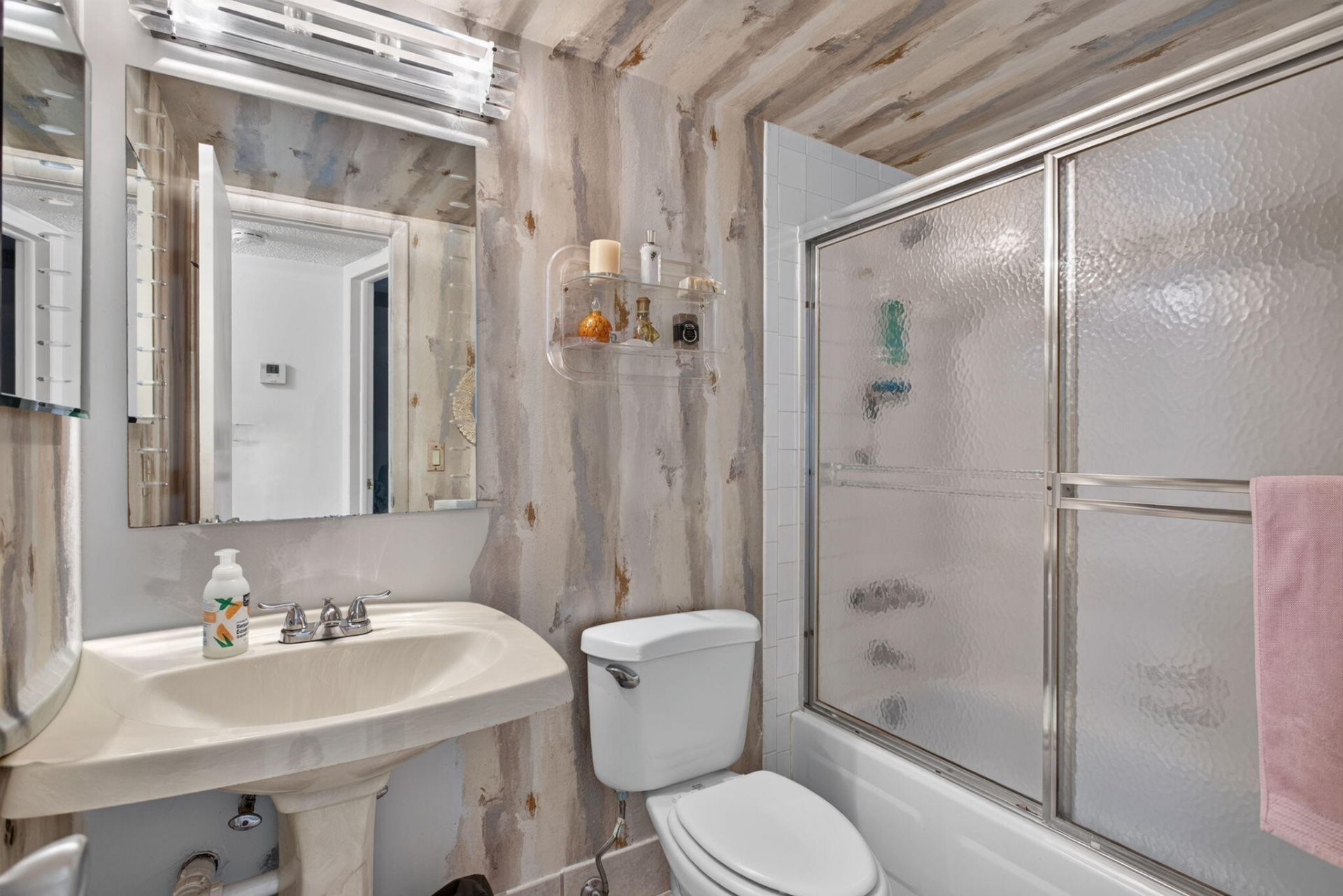 6350 NW 62nd Street, Unit 201, Tamarac, FL 33319 Photo