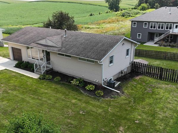509 Sunrise Boulevard, Decorah, IA 52101