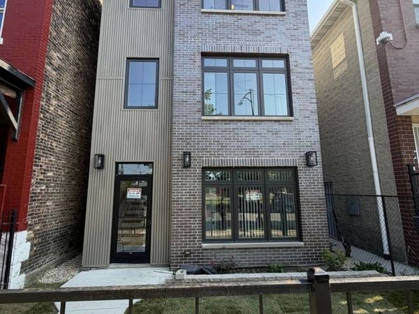 2849 W Monroe Street, Chicago, IL 60612