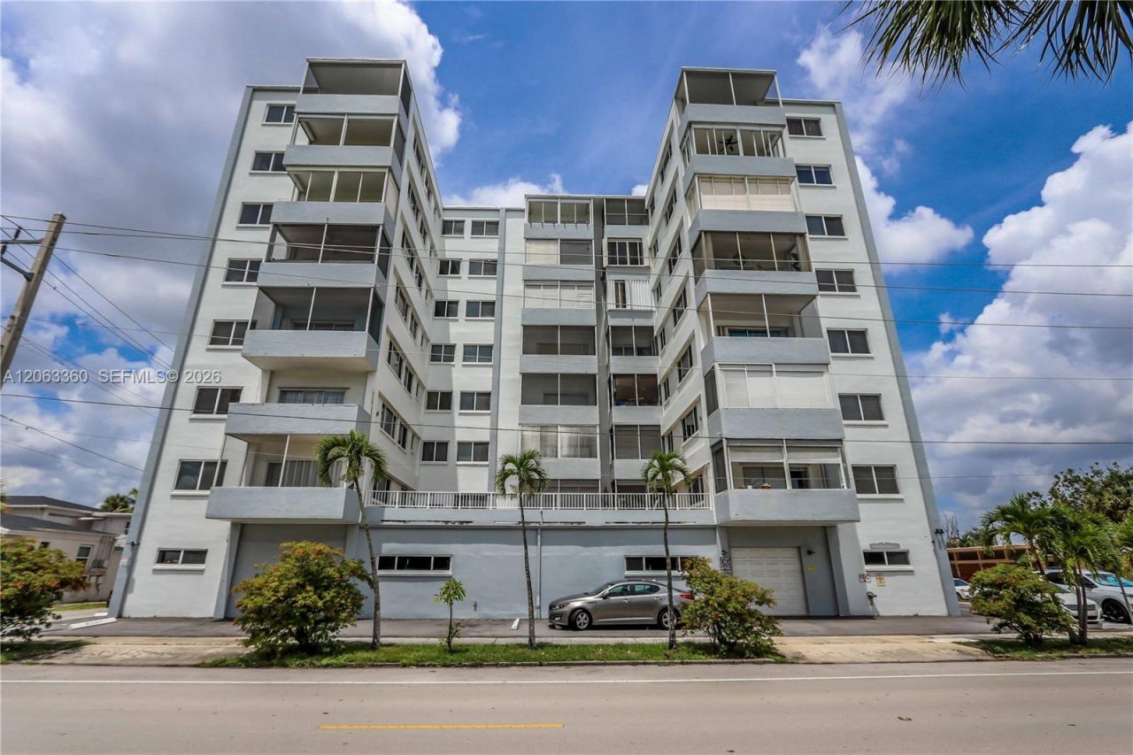 1700 Pierce St , Unit 701, Hollywood, FL 33020 Photo
