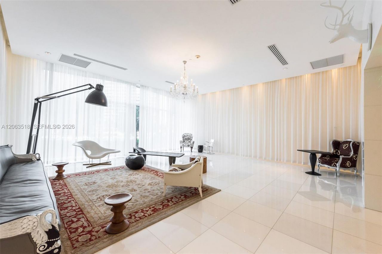 495 Brickell Ave , Unit 1802, Miami, FL 33131 Photo