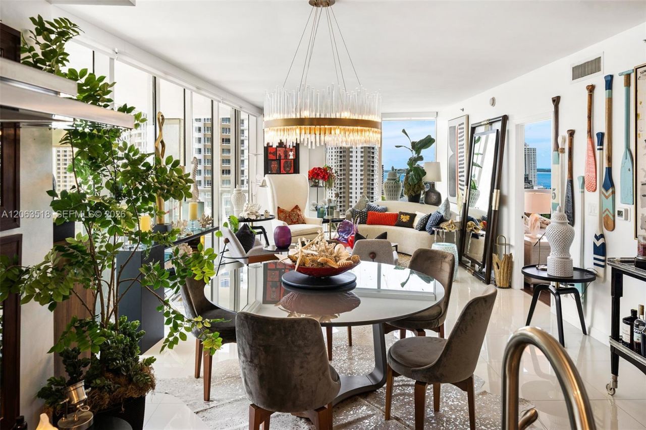 495 Brickell Ave , Unit 1802, Miami, FL 33131 Photo